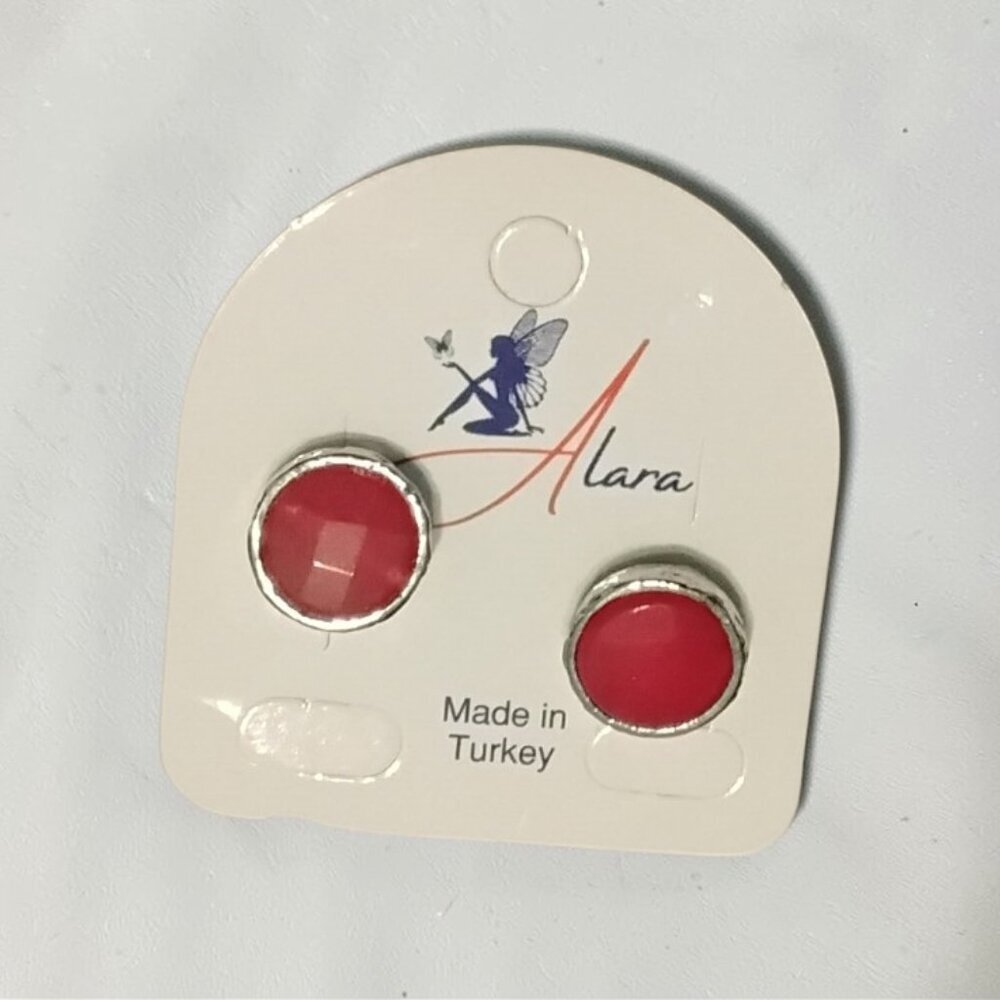 NEW!!! Alara Red Turkiye Stud Earrings - Picture 2 of 4